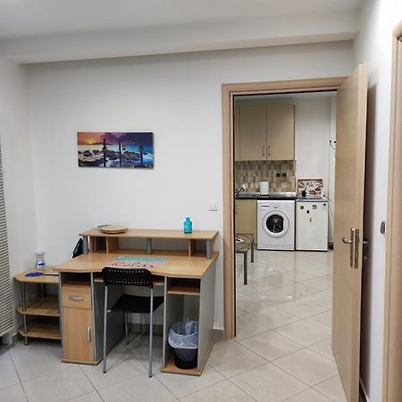 Fabulous Apartment In The Center Of Alexandroupolis 外观 照片